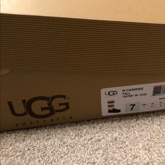 Ugg cassidee tall boots - Picture 7 of 7